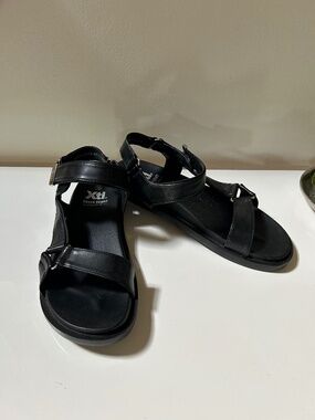 Xti Urban Brand Women’s Sandals US 8 Black Straps Street Style